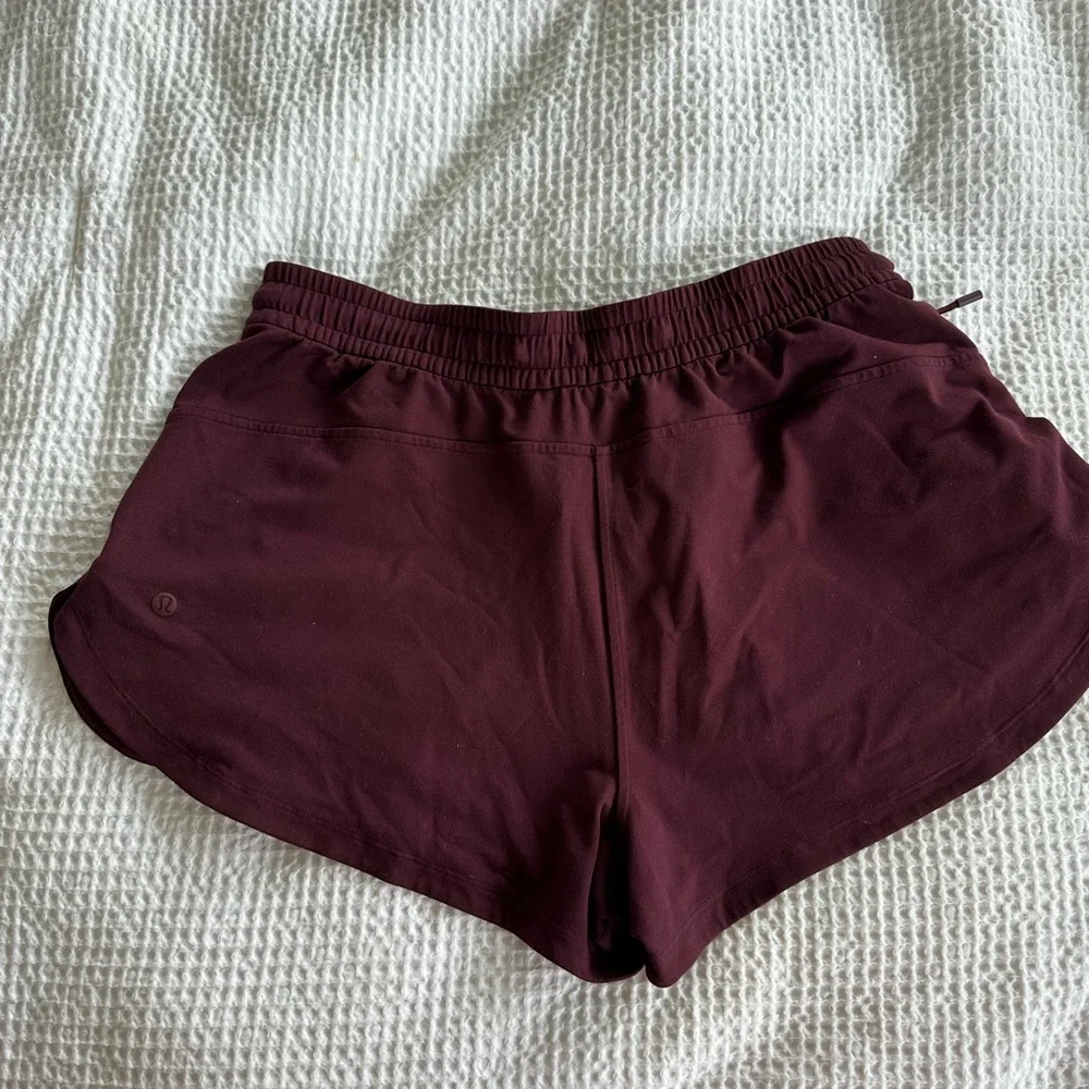 Lululemon Athletica Red Athletic Shorts Lightweight Breathable Design - Picture 2 of 3